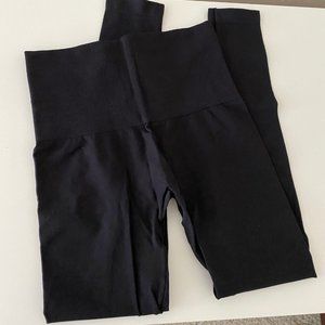 ASSETS by SPANX Women's Shaping Leggings Size Small